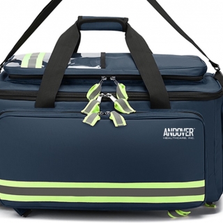 Сумка спортивного врача со встроенной тележкой , р-р 66х35х45 см. MEDICAL BAG, цвет тёмно-синий.